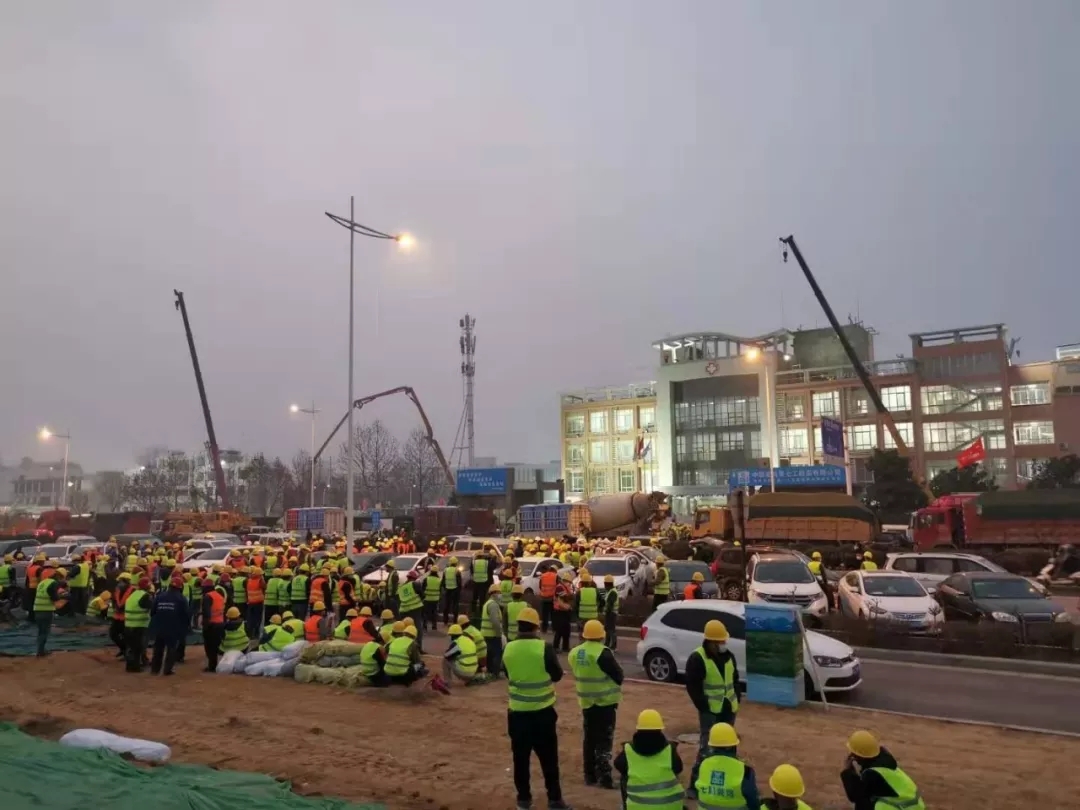 「直击战“疫”一线」: 郑州版“火神山”建设纪实